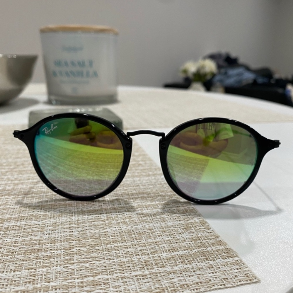 Rayban 2447